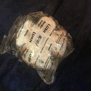 Snow Angel Bath Melt LUSH Cosmetics EDIT: GET TWO!